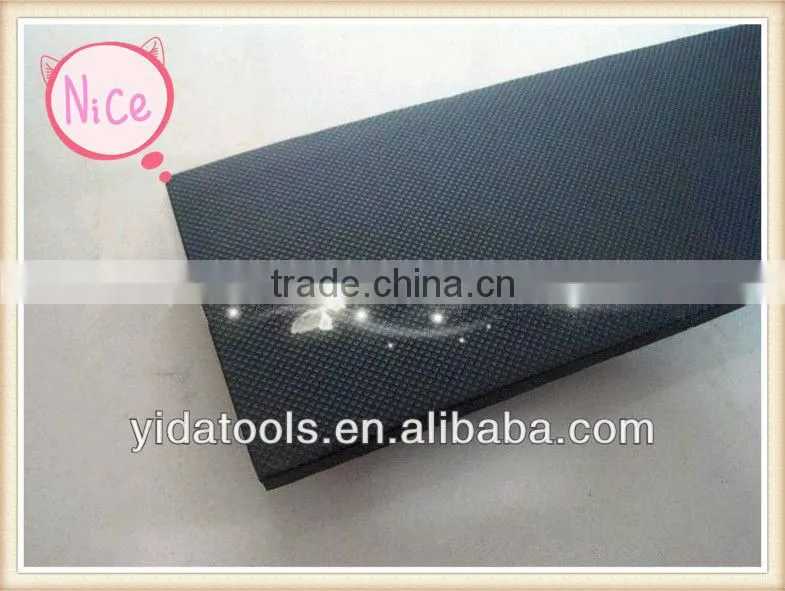 Ceramic tile cutter