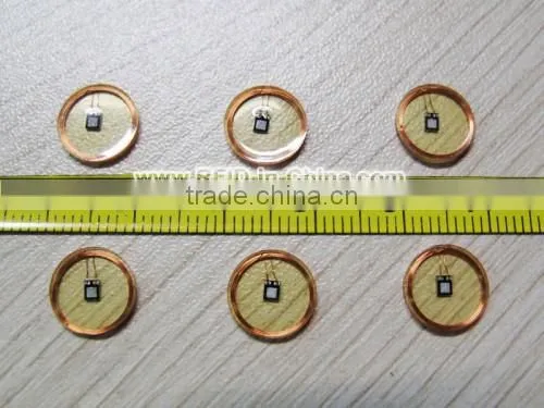 Mini RFID UHF Tag for Tracking Systems