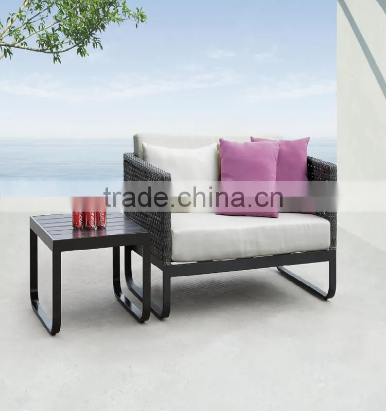 Outdoor rattan furniture 2 seater garden sofa