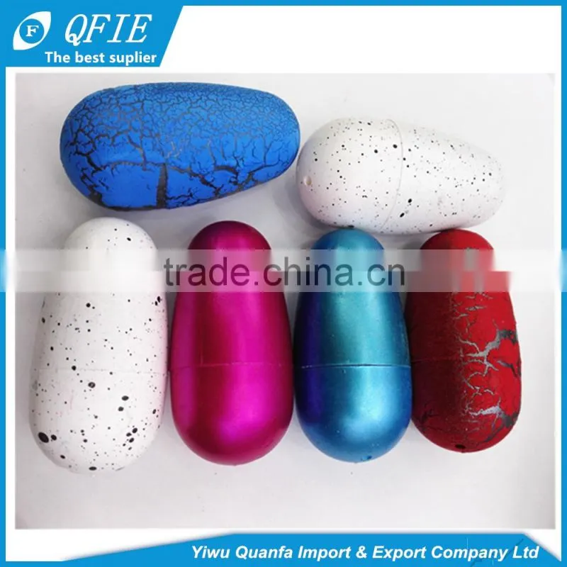 2017 latest creative products UFO grow in water toy with saucer man