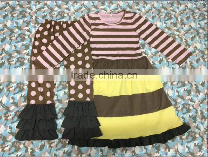 With a pretty little girl suits, cheap wholesale, large amount of discount, the little girl's love cotton suit