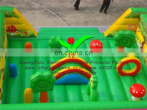 Green hot sale frog amusement park supplies kids outdoor games 23ft