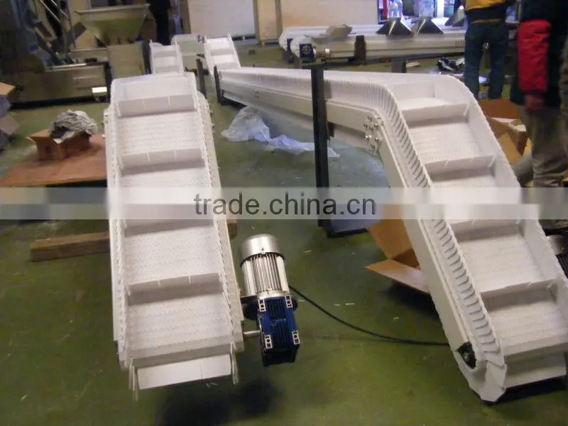 large conveying machine