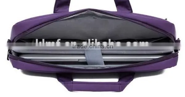 Durable computer messenger bag