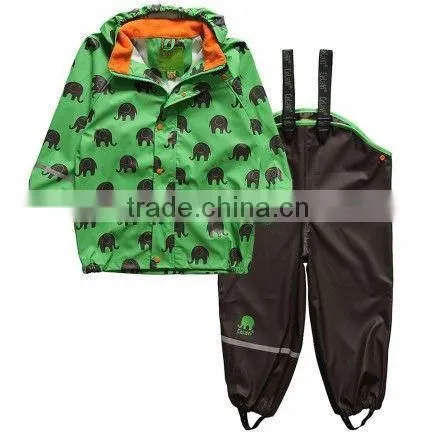 100% waterproof PU raincoat hooded