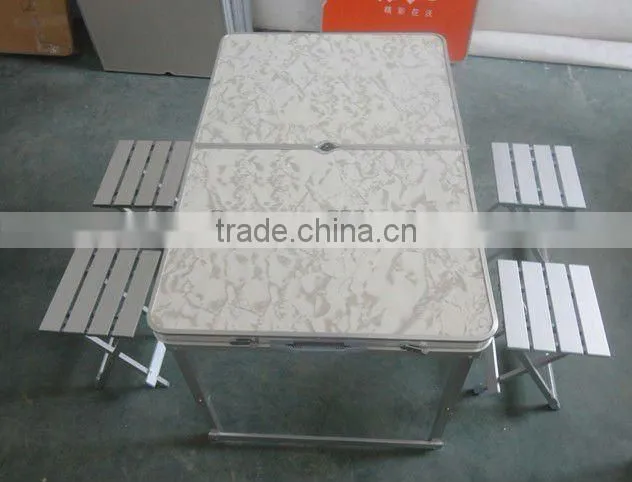 Outdoor Aluminum Folding Table