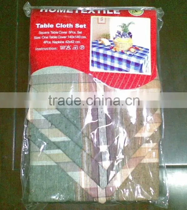 Yarn dayed table cloth