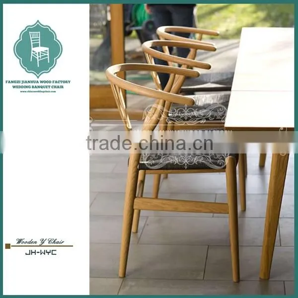 replica solid wood Y Chair Wishbone Chair