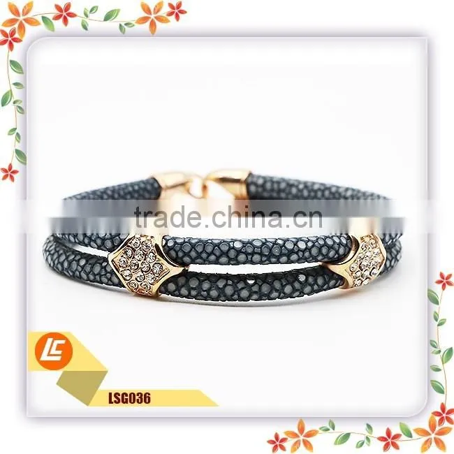 2016 Custom wholesale jewelry stingray bracelets for woman in fashion color