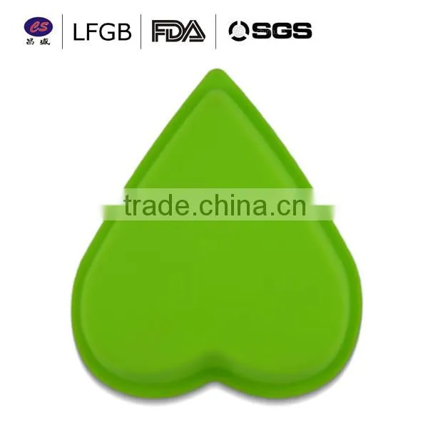fashionable customized mini heart shape siilicone cake mould