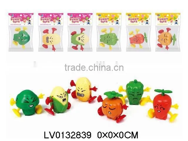 New design plastic wind up railway car promotional toys for children