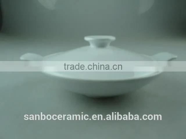 AB Grade porcelain stock White Ceramic Cookware Pot with lid , Ceramic Stew Pot, Round small turren