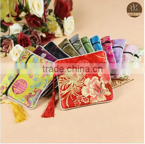 Satin pouch zipper pouch Factory direct gift silk jewelry pouch CH018