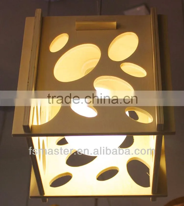 2013new design wooden nature color warm color cube shape pendant light for restaurant