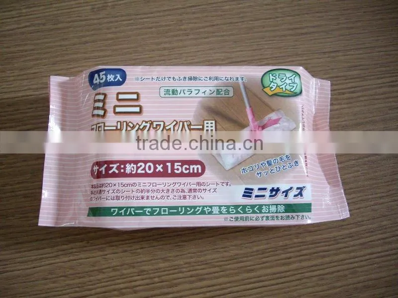 nonwoven cleaning wipe