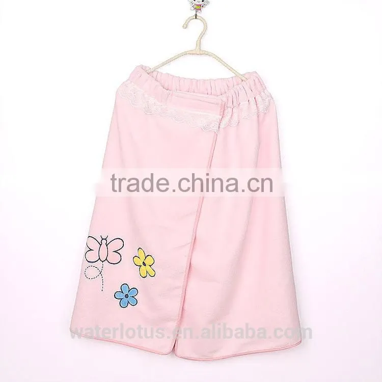 2014 china yiwu factory reliable supplier pretty practical towel bathrobe with embroidery