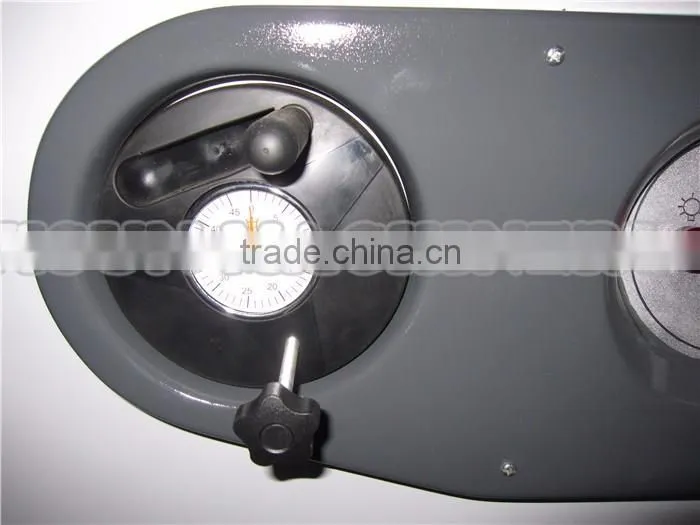 Horizontal 90 degree precision panel saw with a big blade and a small blade