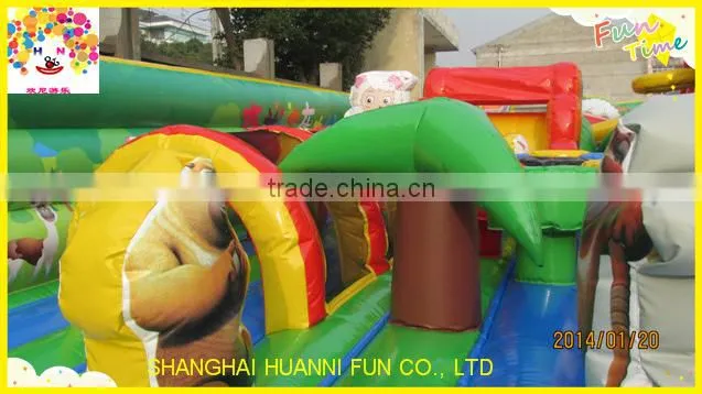 2015 customized PVC inflatable castle