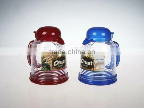 A051 300ml kitchen cooking plastic oil can with lid and handle