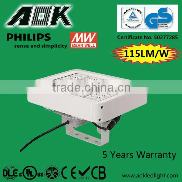 IK10 IP67 TUV DLC UL Certified Photocell High Bay Light Fixture With TM21 Report 62000 Hours Lifespan