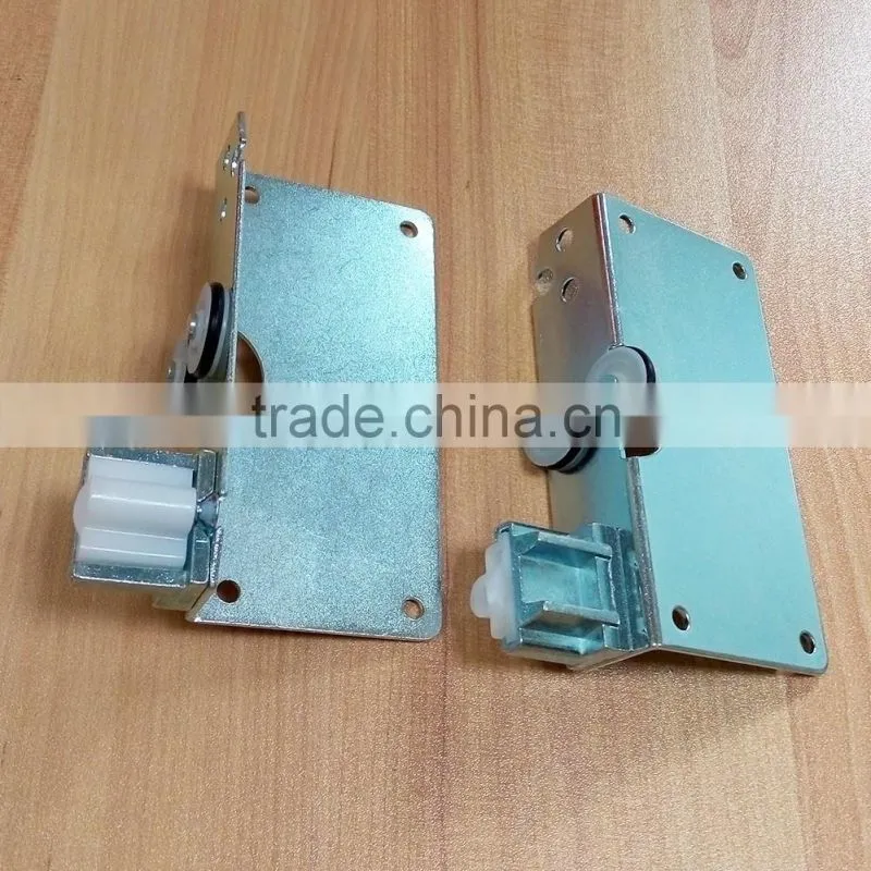 steel and nylon sliding door mechanism equip with soft close for inner wardrobe door