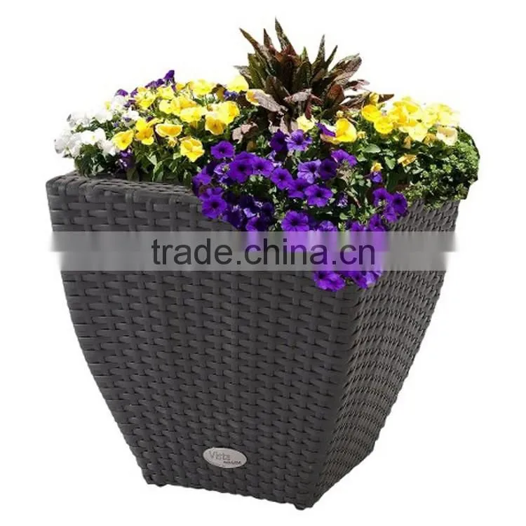 Tall and round large plastic rattan bulk memorial flower pots