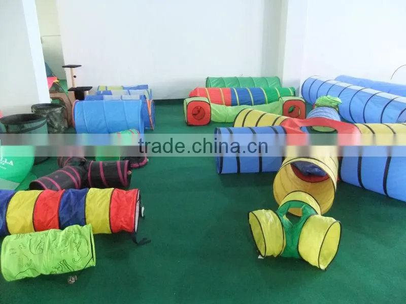 Free Sample 2016 Purple 190T Polyster Cat Tunnel with Plastic ball Toy Pet Toy Cat Playing Tunnels