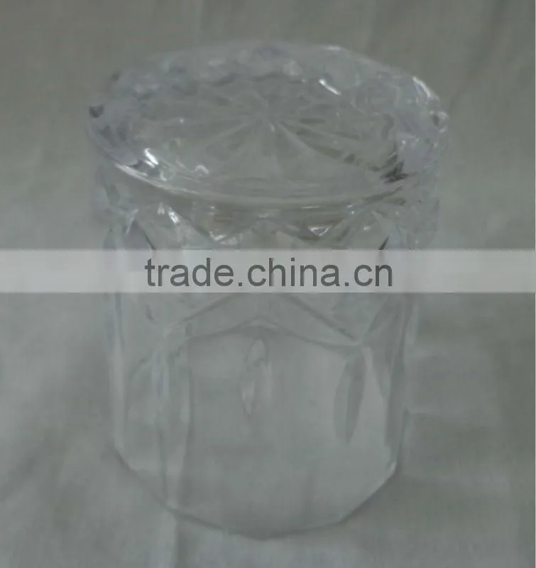 Transparent glass wine cup