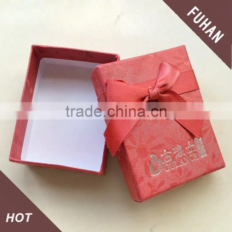 Factory Supply Customized Cardboard Folding Paper Gift Box