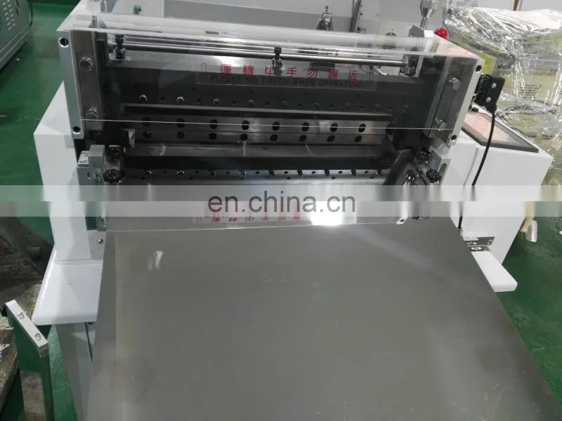 Factory Price CE Approved Automatic Fabric Cutting Machine