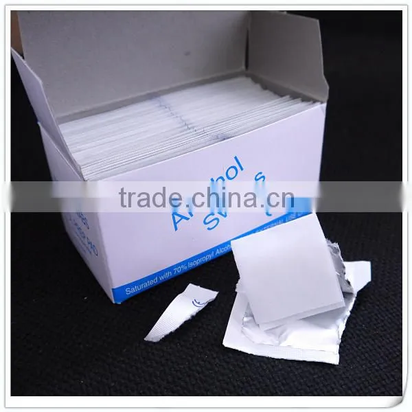 70% isopropyl alcohol swab