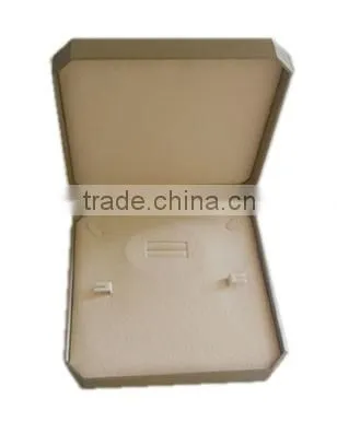 Plastic jewelry box