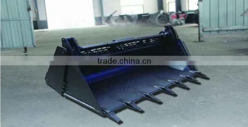 2.5ton 4 in 1 bucket backhoe loader for XCMG XT872 loader