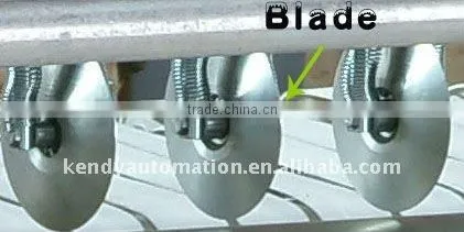 Automatic crispy dumpiling making machine for biscuit factory
