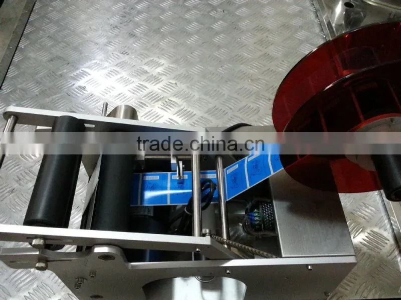 Round Bottle Labeling Machine High Speed