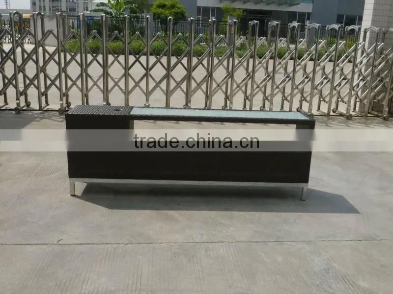 Unique Ddesign Outdoor Table With Umbrella Hole