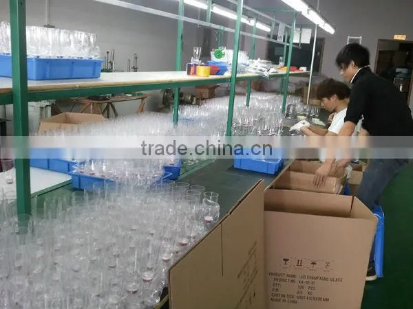 Champagne Flutes Glass Type and Stocked,Eco-Friendly Feature plastic champagne flutes