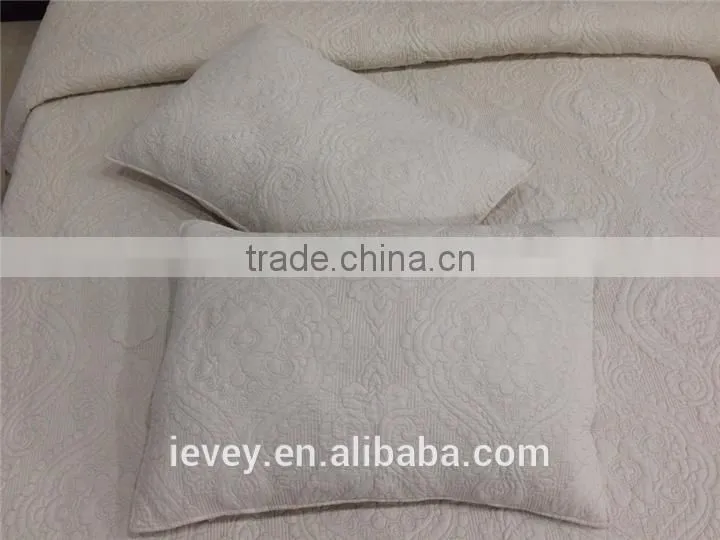 good quality competitive price pure white 100% cotton reactive printed plain style sanding quilted patchwork bedspread