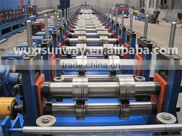 Automatic top quality metal stud and track scaffolding walk board galvanized steel floor deck machine