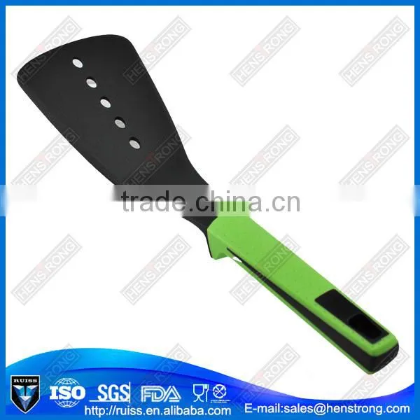 2016 Cheap Price Good Quality Kitchen Utensils Fish Slotted Turner