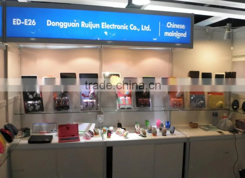 2014 Fashion Style Factory OEM Customised Computer Mouse with Wireless Operation
