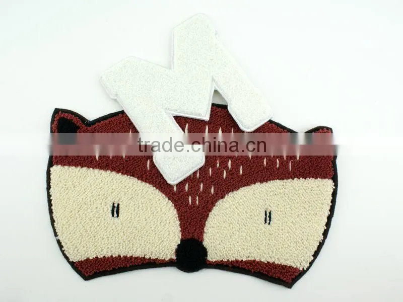 Customized Chenille Patch/High Quality Custom Embroidered Badges