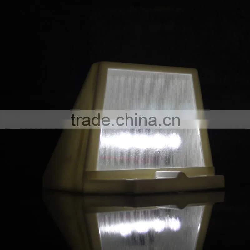 Super Bright 4LED Solar Rechargeable Sensor Light