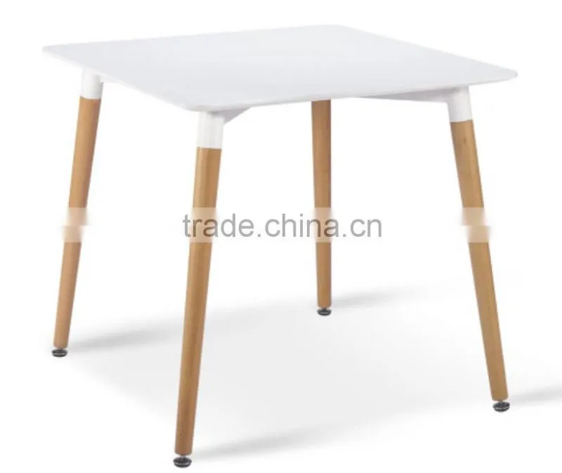 Wooden Dining Set With 4 White plastic Chairs dining table