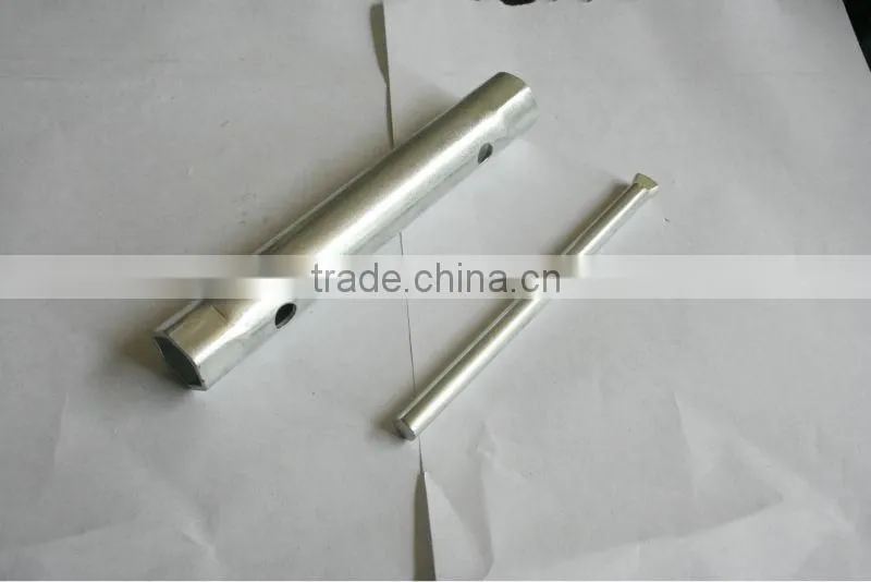 Hardware tool,spark plug wrench with tommy bar