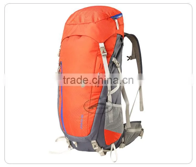 2017 New Design Premium Quality Outdoor Hiking Promotional Travelling Backpack