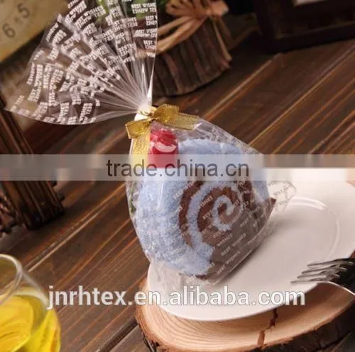Gifts crispy egg rolls towels gift boxes Christmas cake gift towel