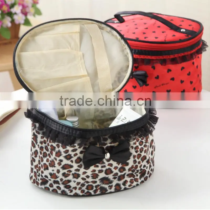 Portable lace border flower series makeup bag, large contents