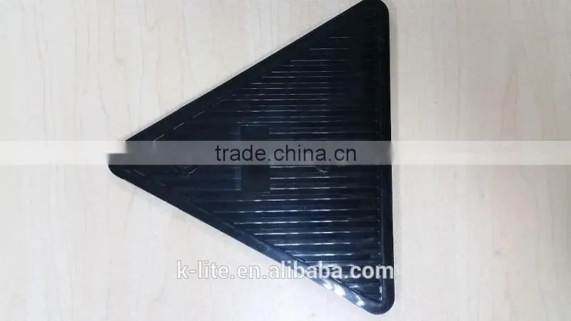 triangle safety reflector