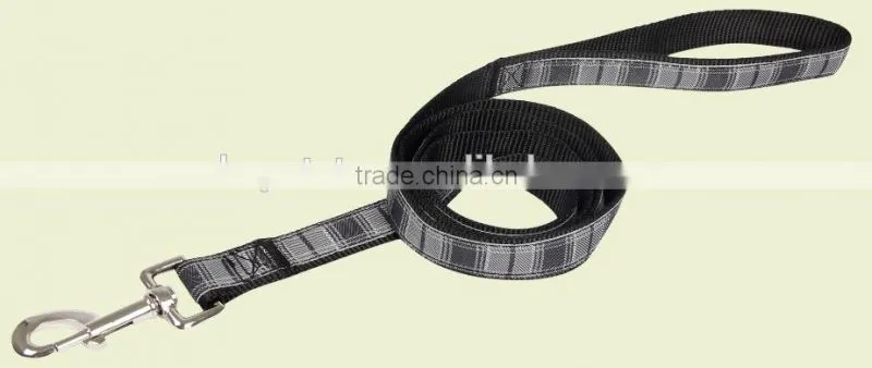 High Quality Durable Nylon Material Retractable Dog Leash